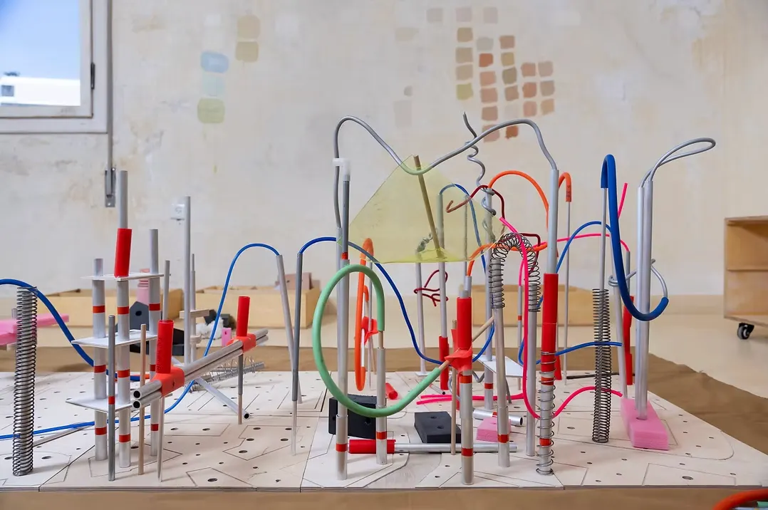 סופרסטודיו: משחק אדריכלות ובנייה (ילדים.ות בגילים 3-5 בשיתוף הורים)