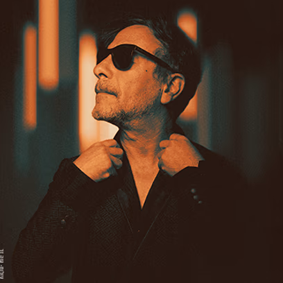 ערן צור – אורחת: אפרת בן צור