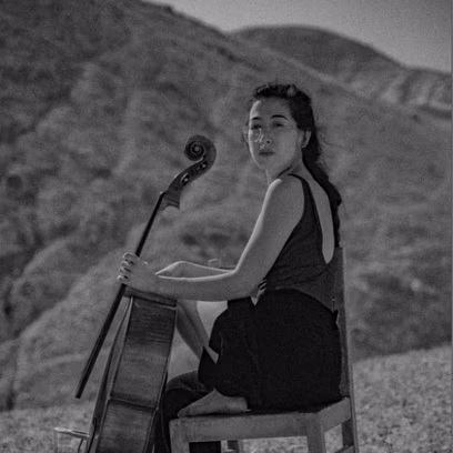 הירח שהתרוקן ונשאר שלם — מאיו שבירו