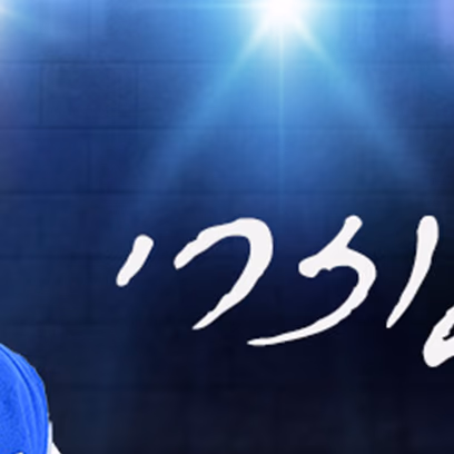 מני עוזרי במופע סטנדאפ