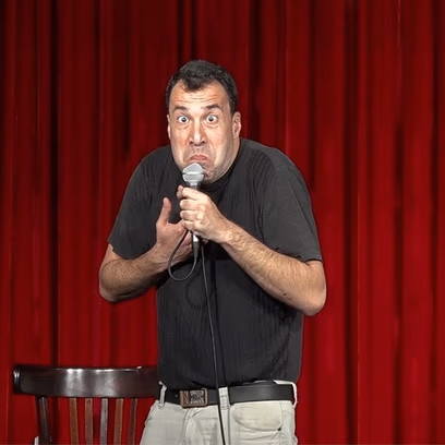 דותן רביד במופע סטנד אפ