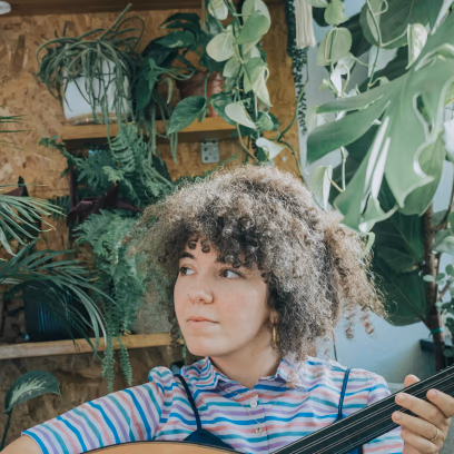 עירית רוז שרון / שנתיים למכשפה