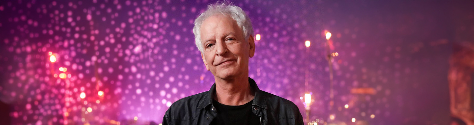 שלום חנוך "יציאה" עם משה לוי ועומרי אגמון