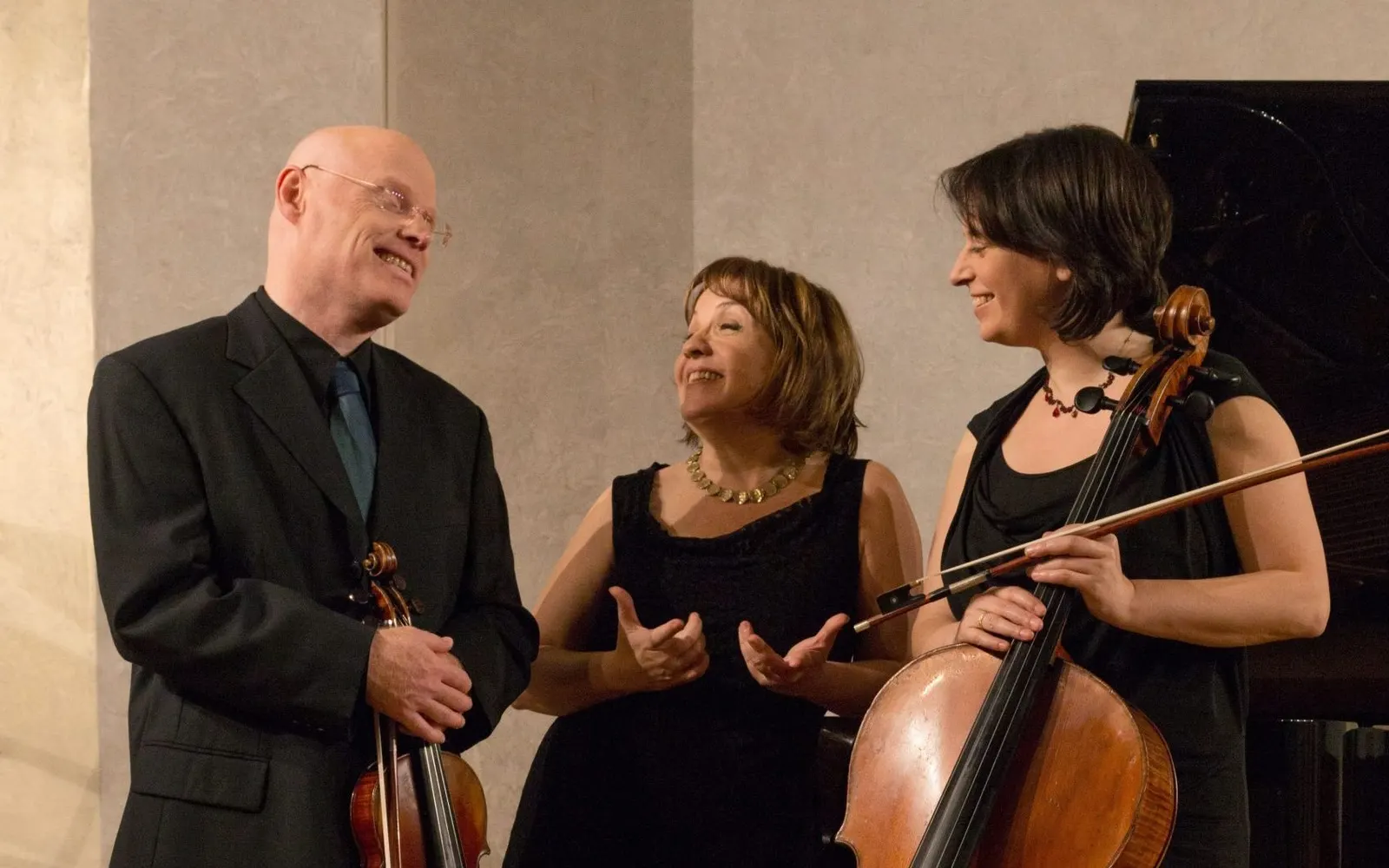 Shishi Tarbut at Studio Annette – With Dr. Michal Tal & Guests